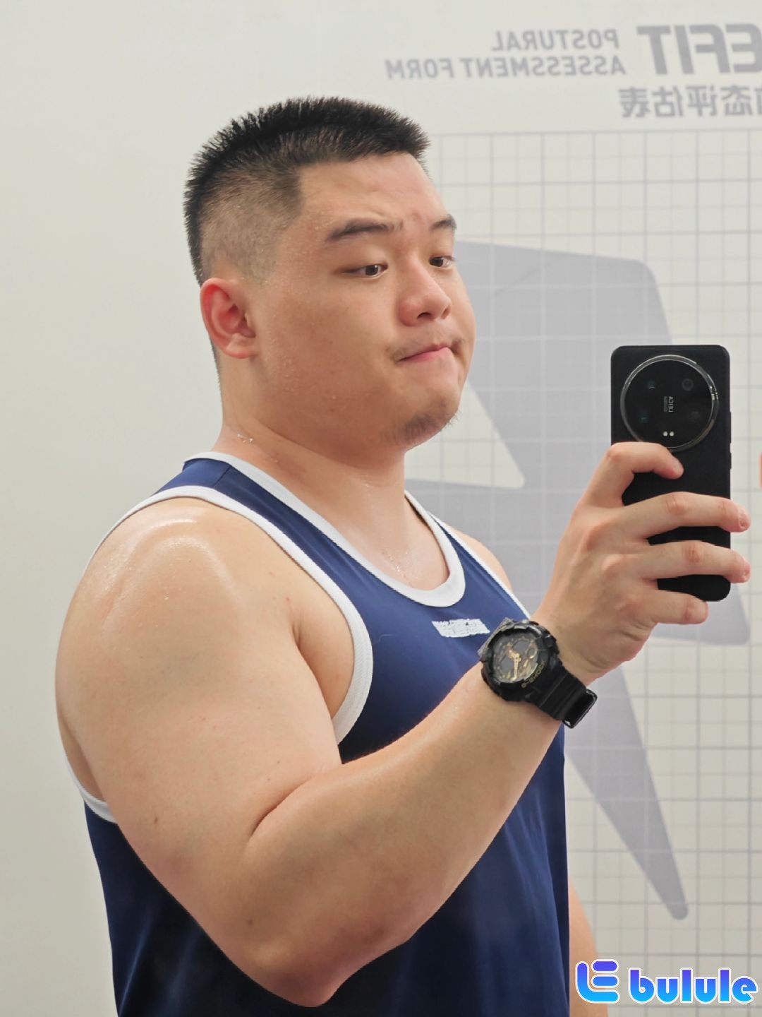 OOTD健身爱穿的蓝色背心002.jpg