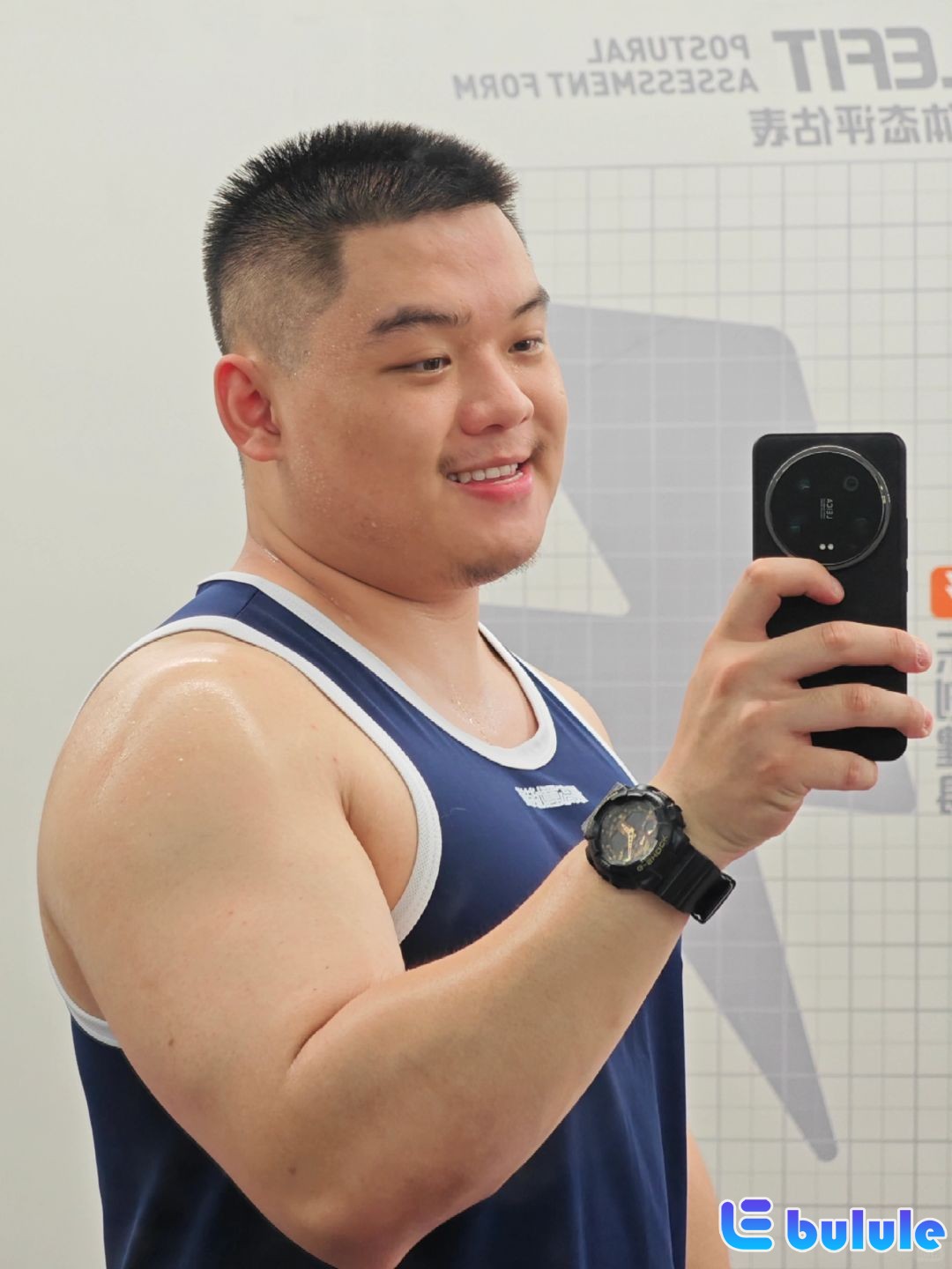 OOTD健身爱穿的蓝色背心003.jpg