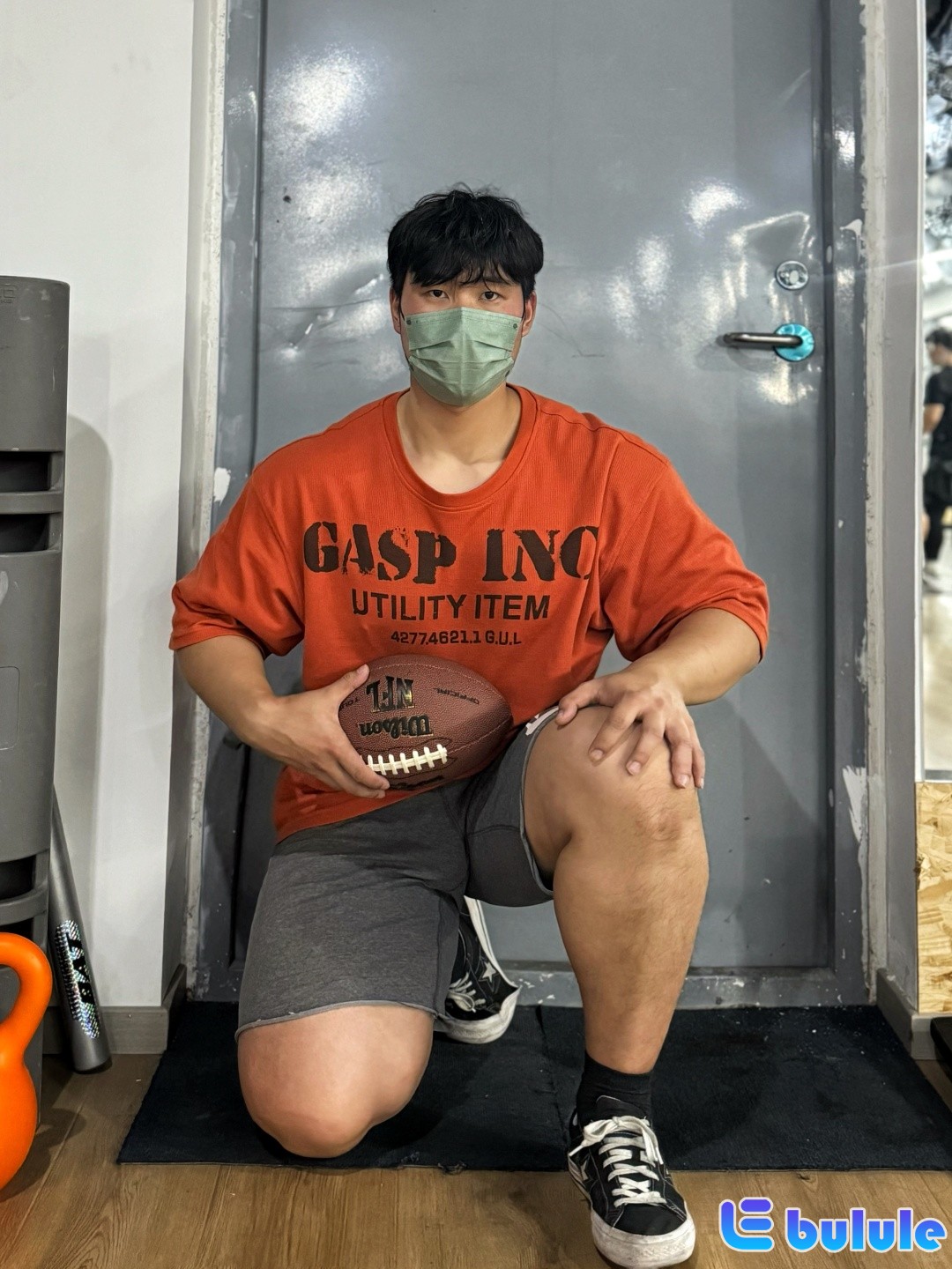 182 115kg 想做你的暖手宝003.jpg