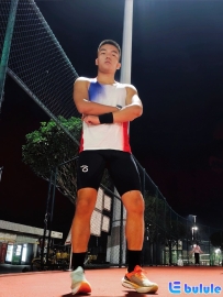 拜托！跑不动了就“硬”撑好嘛！！